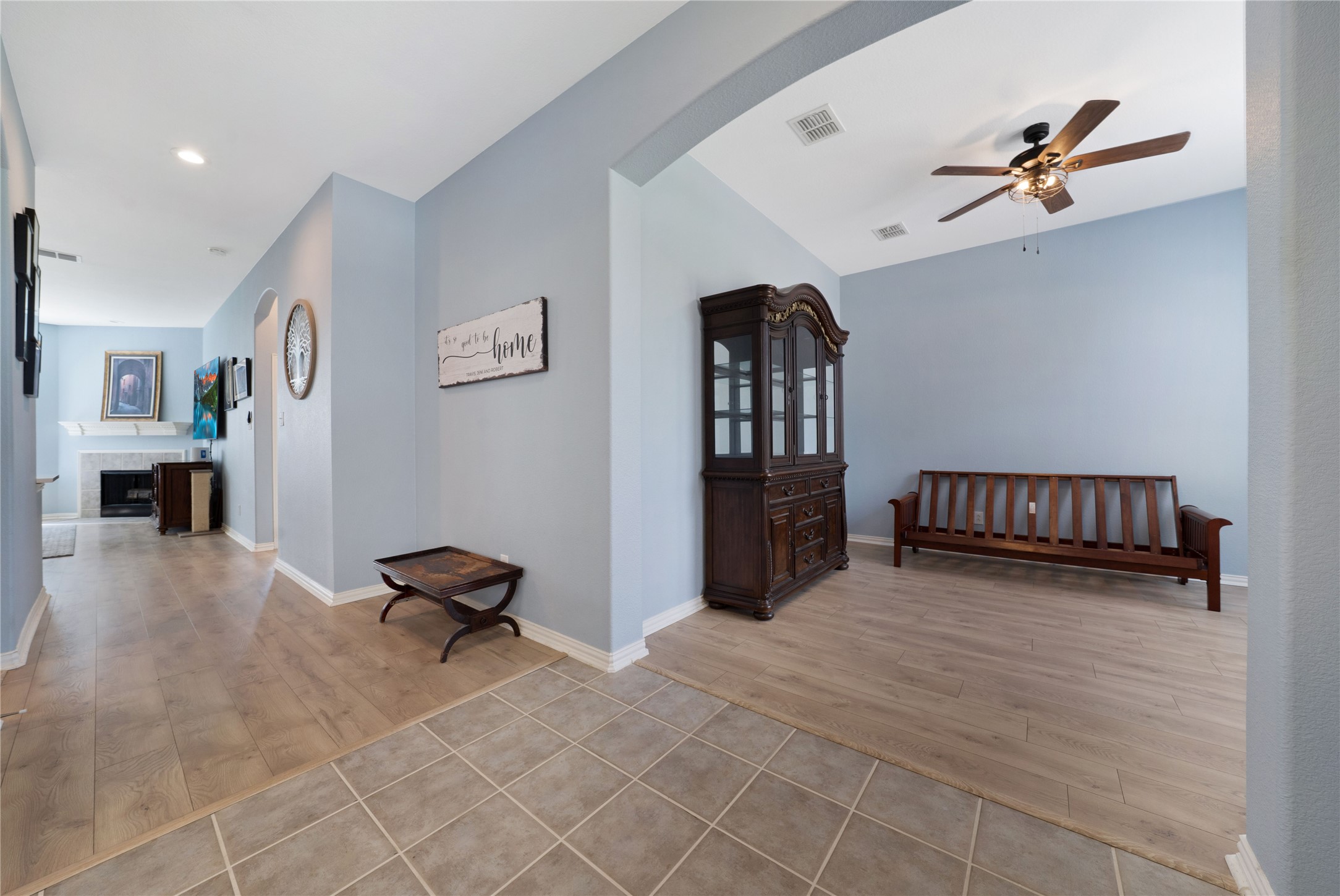 5208 Lake Haven Lane Grand Prairie TX 75052