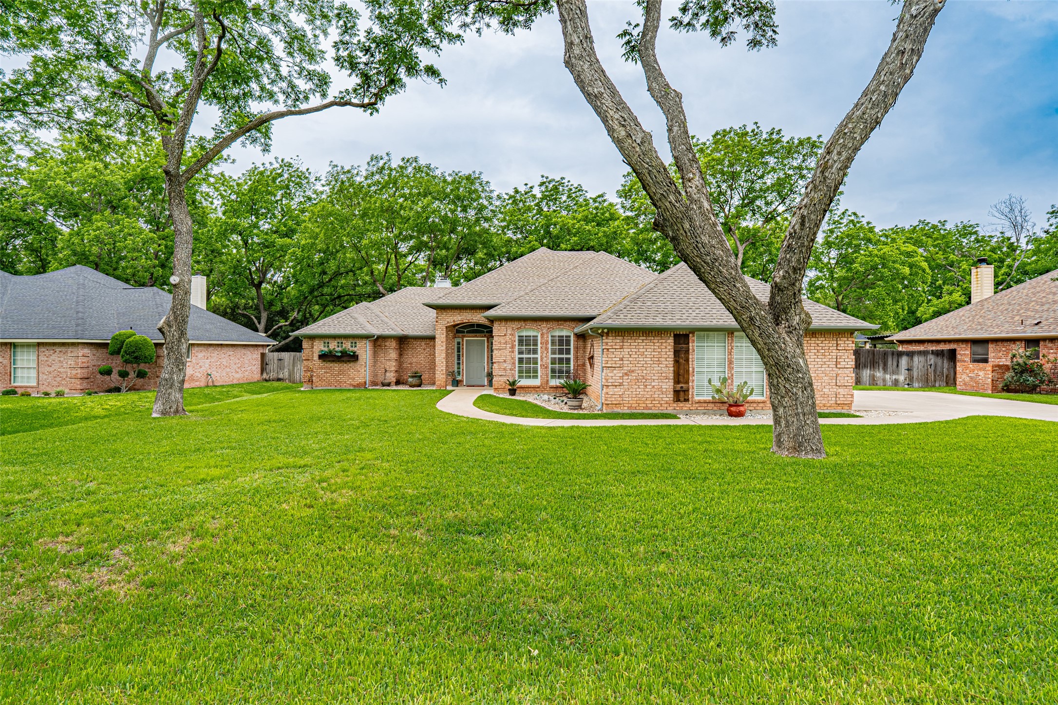 8928 Green Leaves Drive Granbury TX 76049