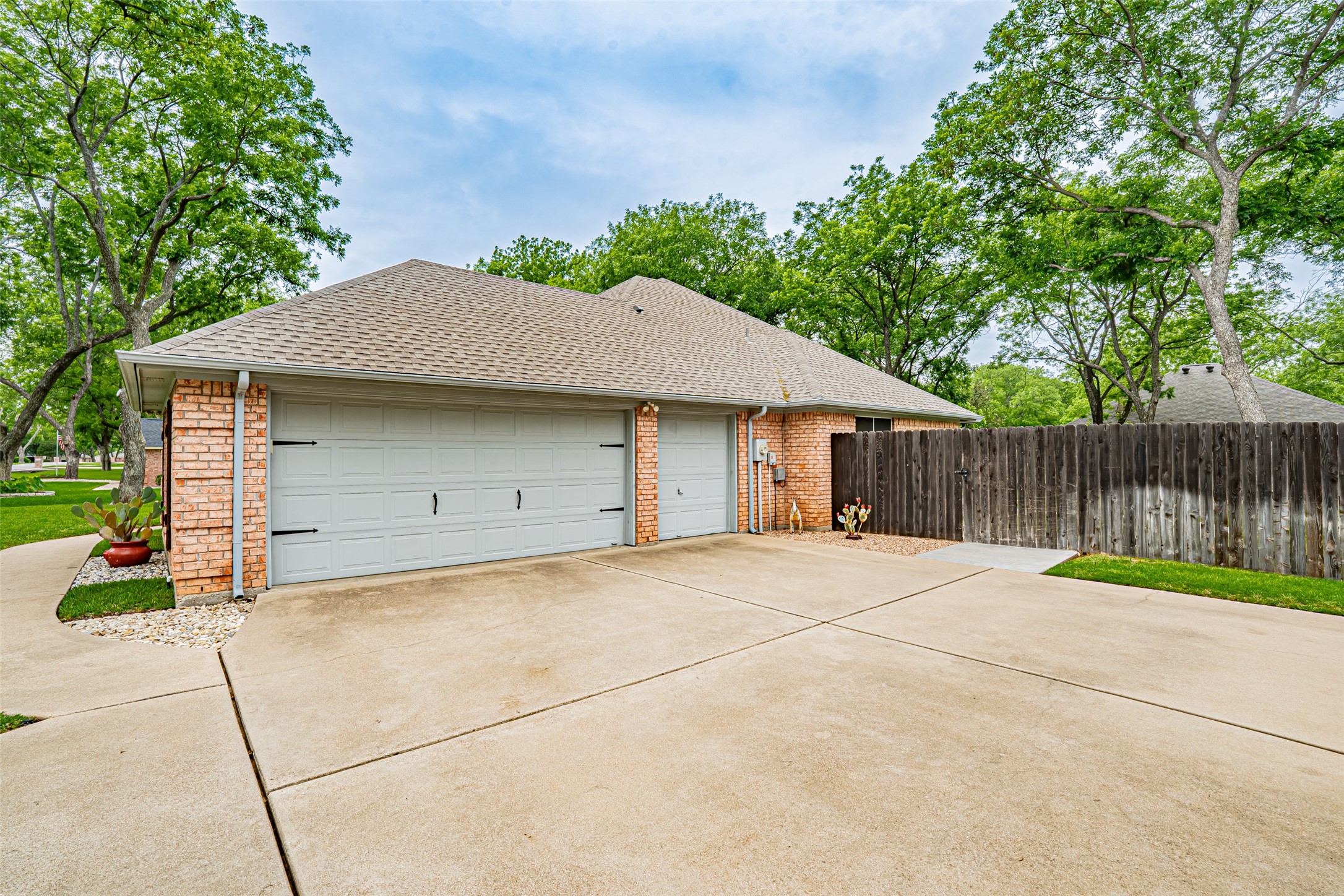 8928 Green Leaves Drive Granbury TX 76049