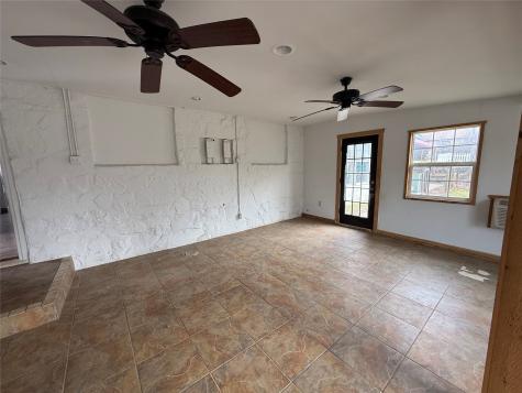 1101 S Trinity Street Decatur TX 76234