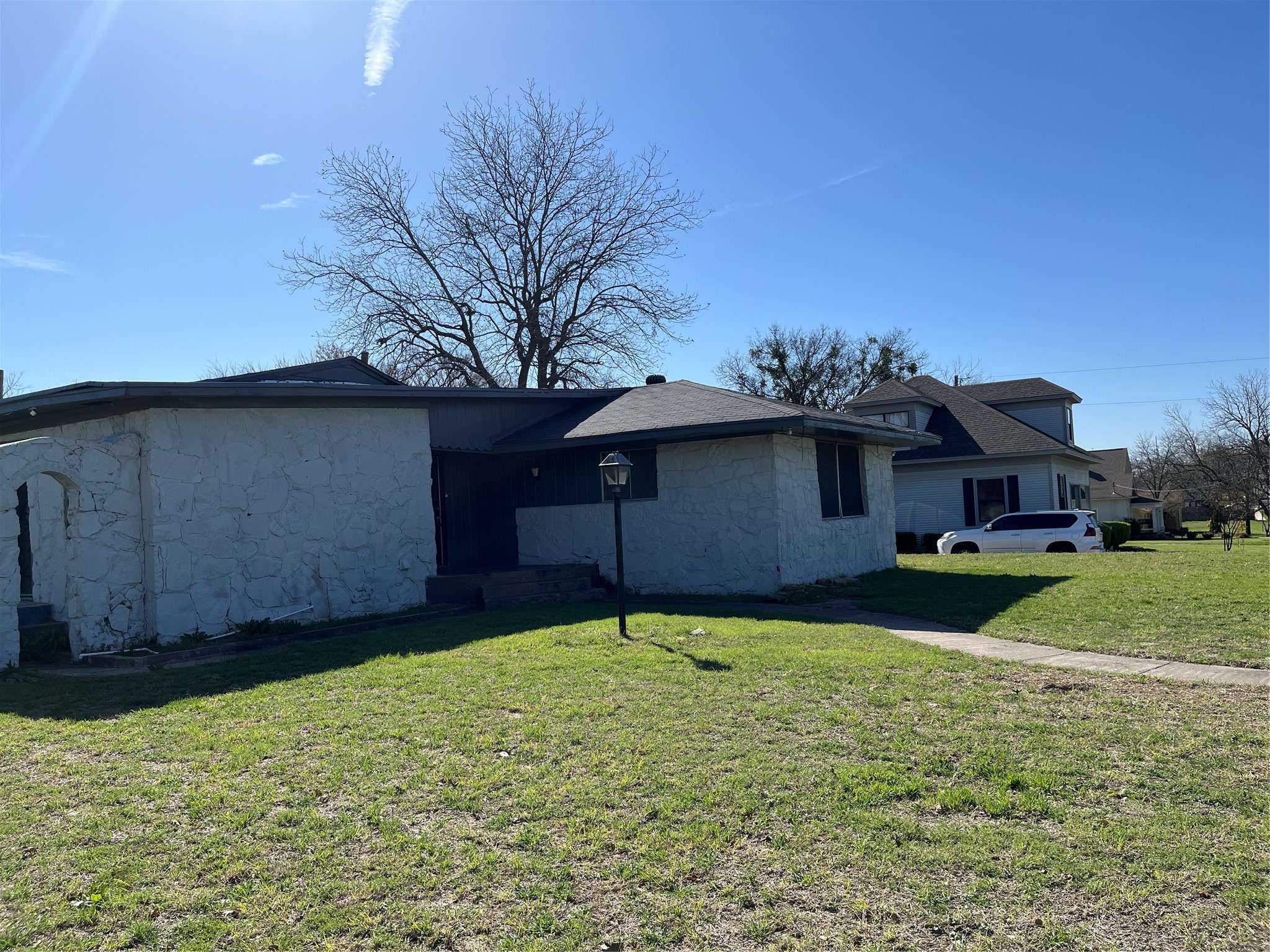 1101 S Trinity Street Decatur TX 76234