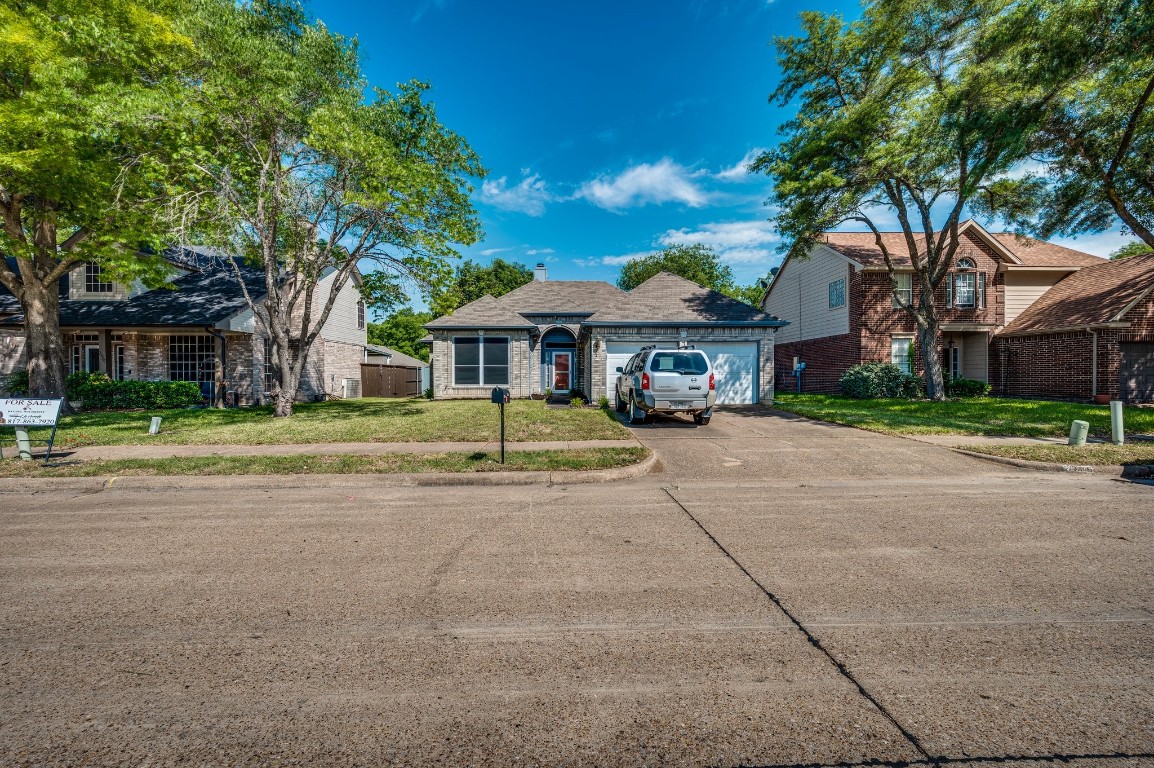 2336 Timbercreek Drive Glenn Heights TX 75154
