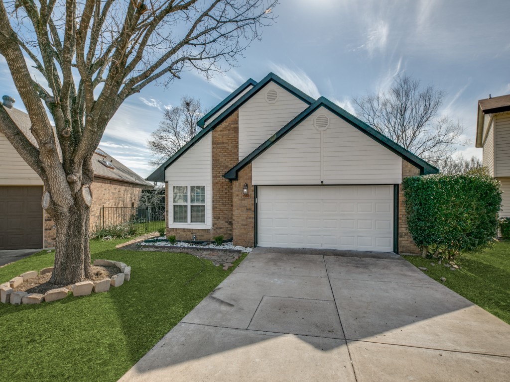 586 Briarcliff Drive Garland TX 75043