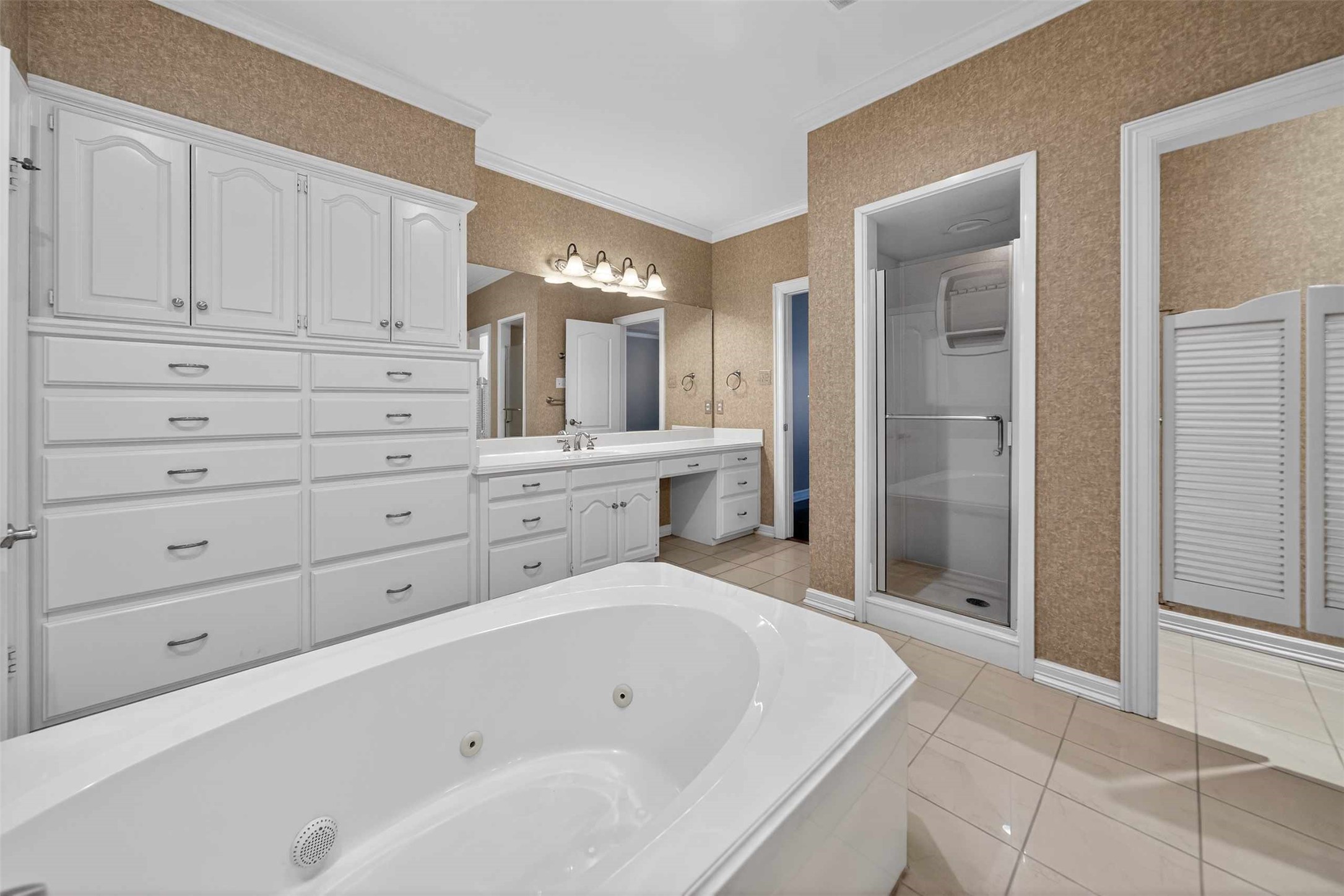 504 Hyde Park Drive Tyler TX 75701