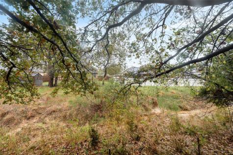 617 Madeline Court Azle TX 76020