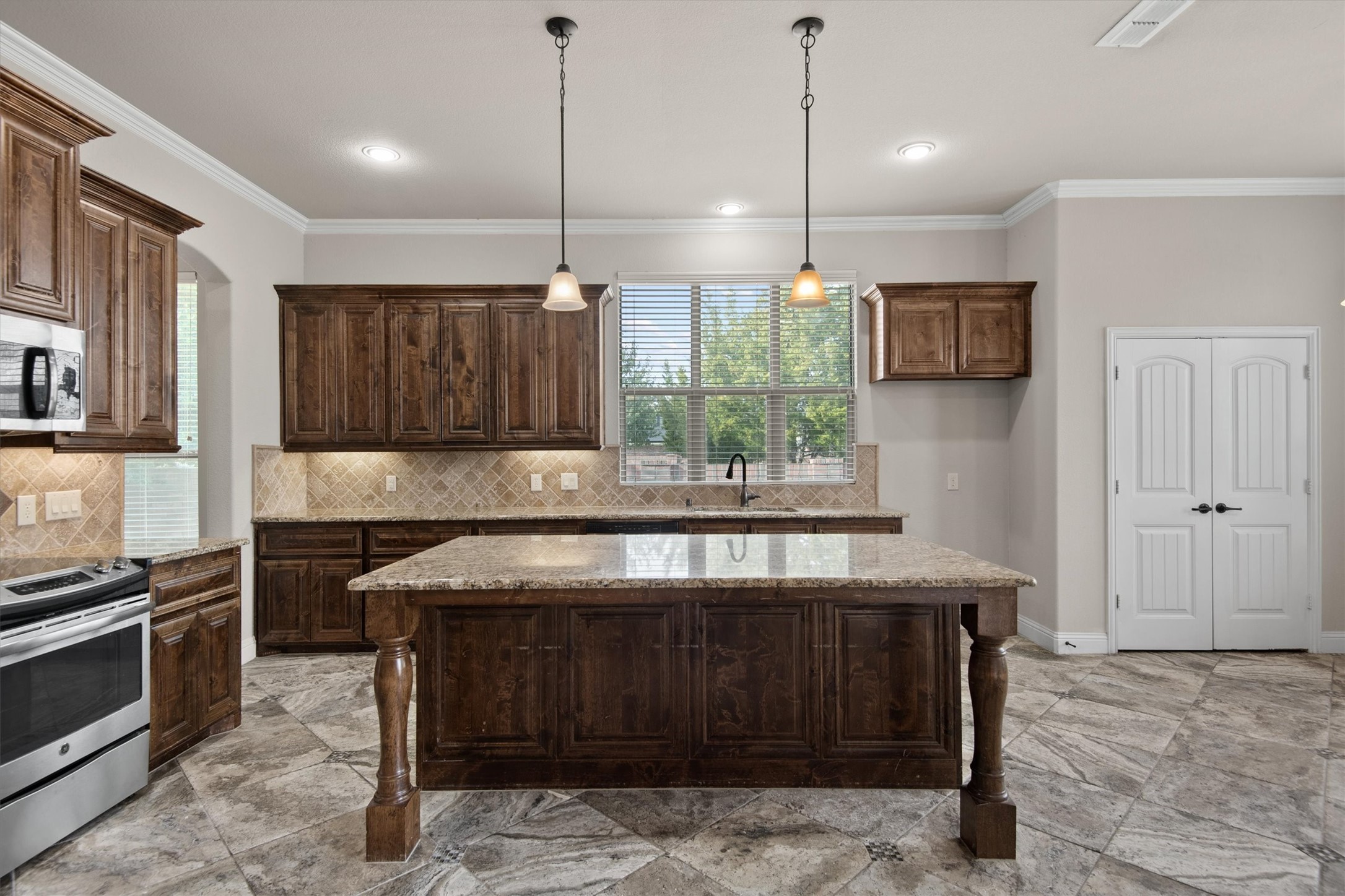 114 Thoroughbred Street Waxahachie TX 75165
