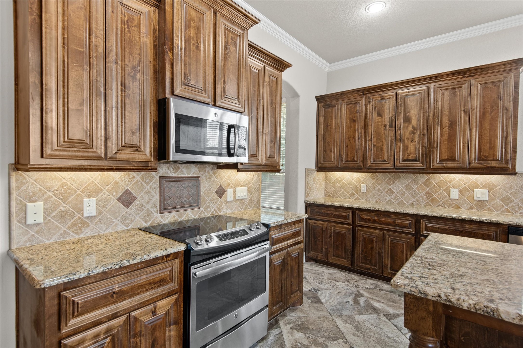 114 Thoroughbred Street Waxahachie TX 75165