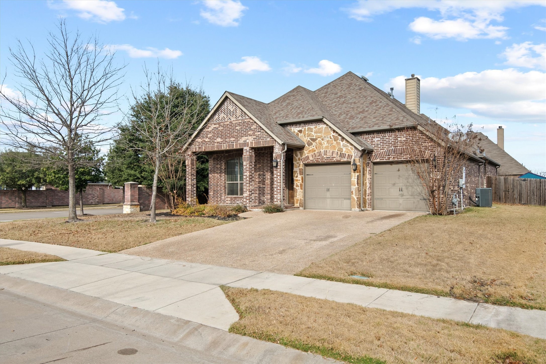 114 Thoroughbred Street Waxahachie TX 75165