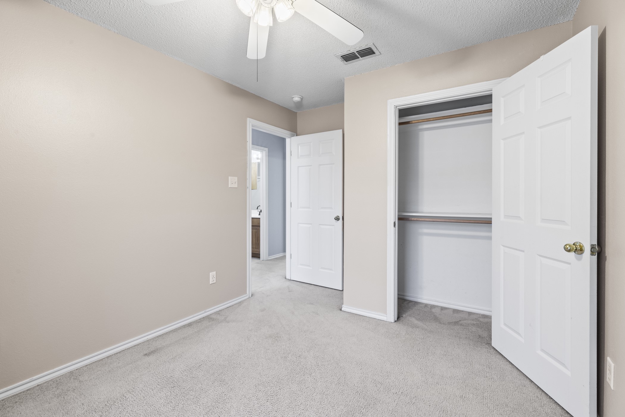 1400 Lakeside Court Lindale TX 75771