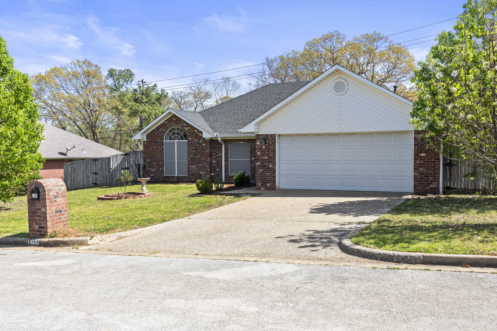 1400 Lakeside Court Lindale TX 75771