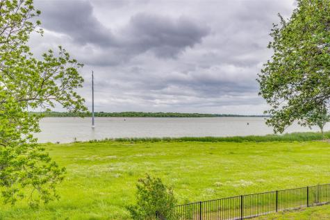 3306 Bluffview Drive Garland TX 75043