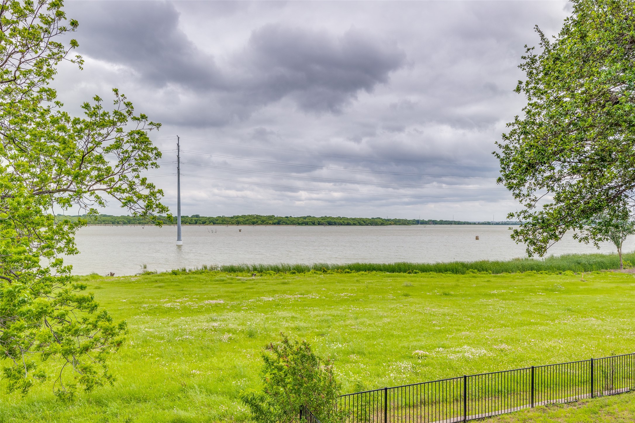 3306 Bluffview Drive Garland TX 75043