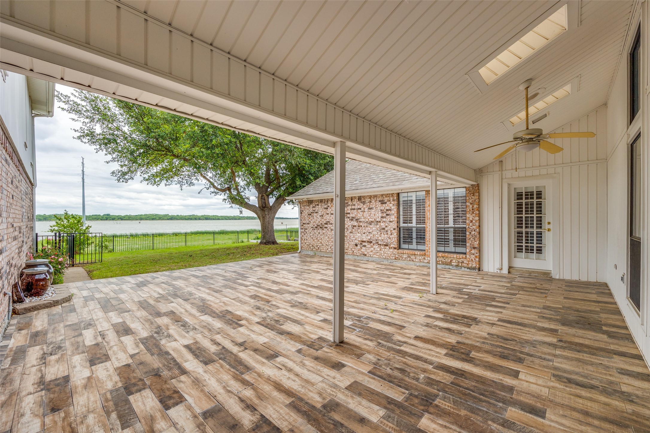 3306 Bluffview Drive Garland TX 75043