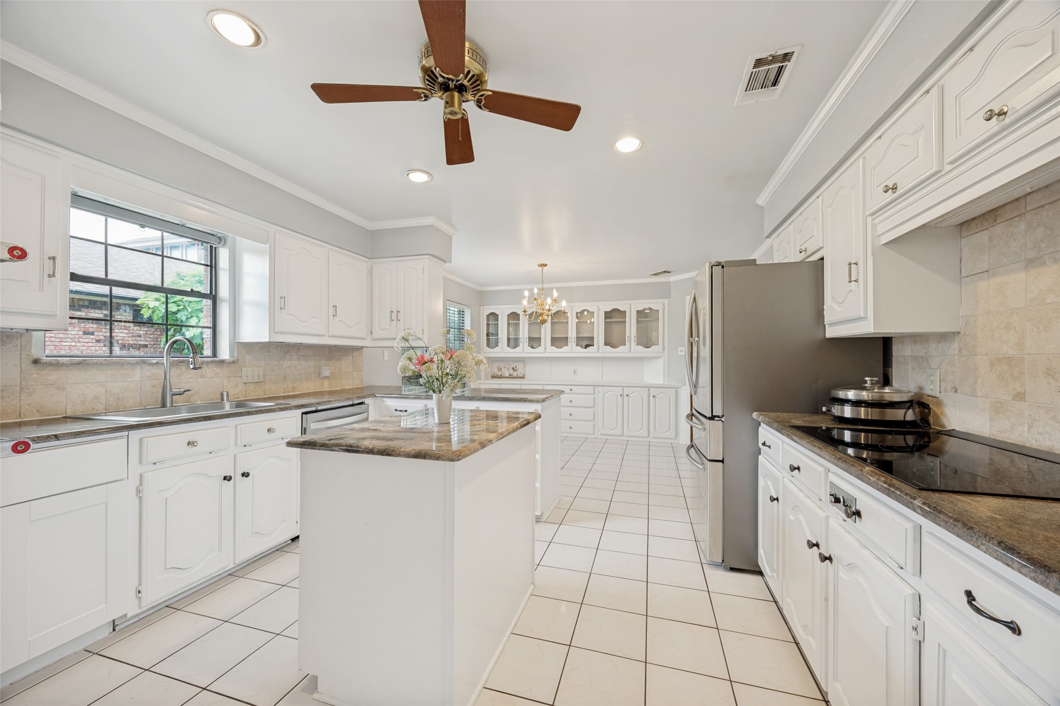 3306 Bluffview Drive Garland TX 75043