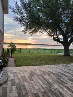 3306 Bluffview Drive Garland TX 75043