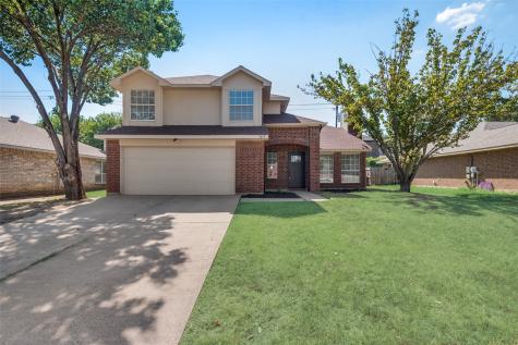 5013 Red Oak Drive Grand Prairie TX 75052