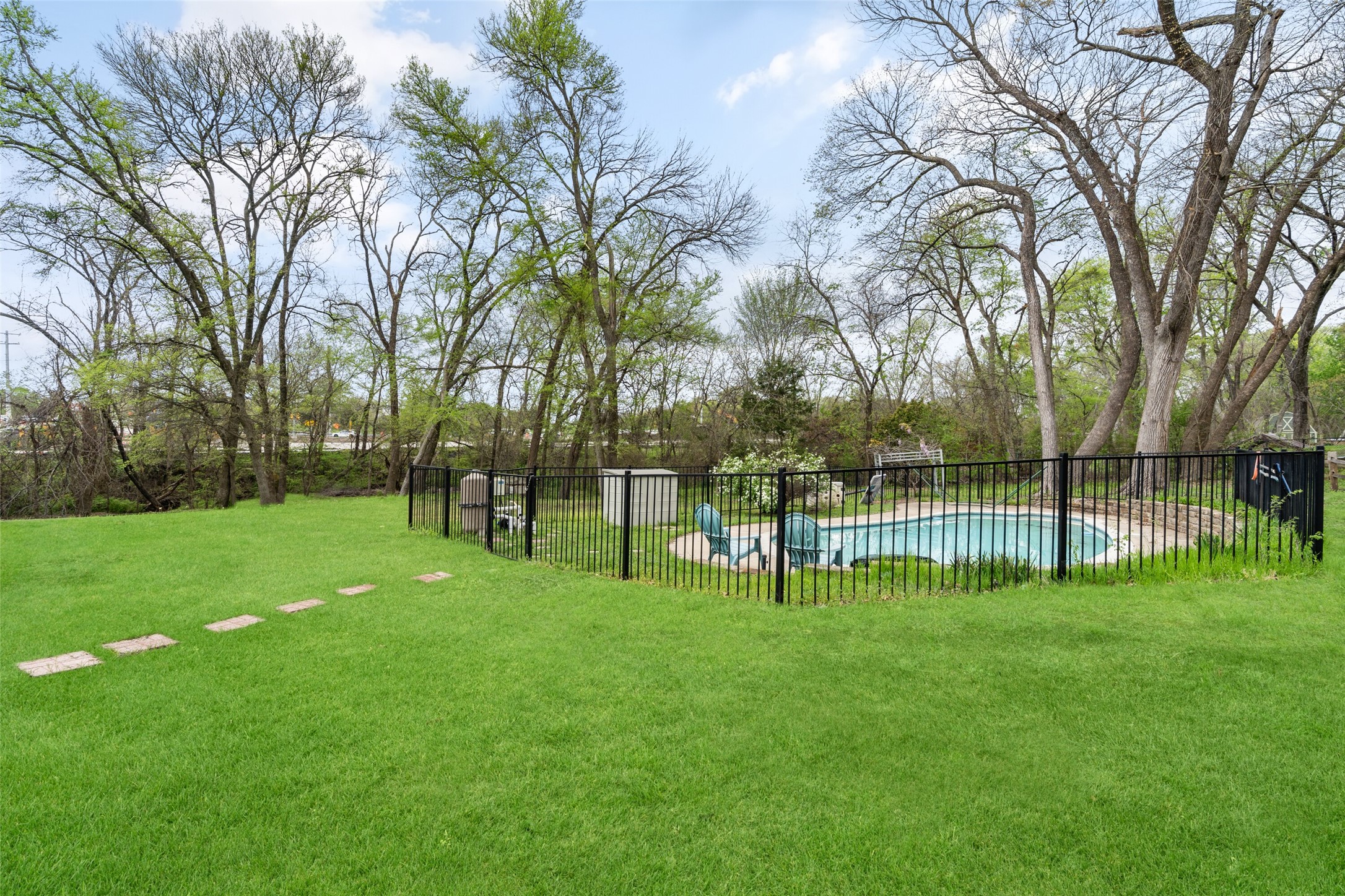 1 Cedar Bend Trail Lucas TX 75002