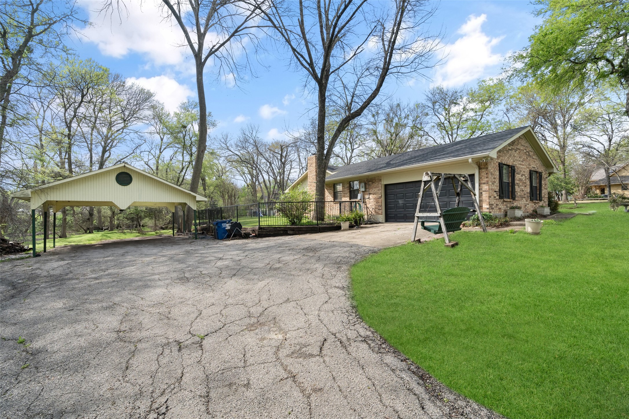 1 Cedar Bend Trail Lucas TX 75002