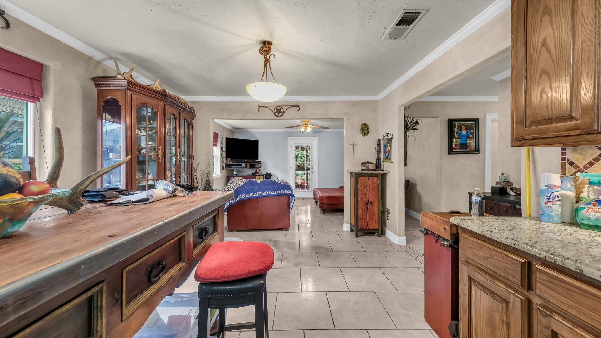 412 Douglas Street Burleson TX 76028