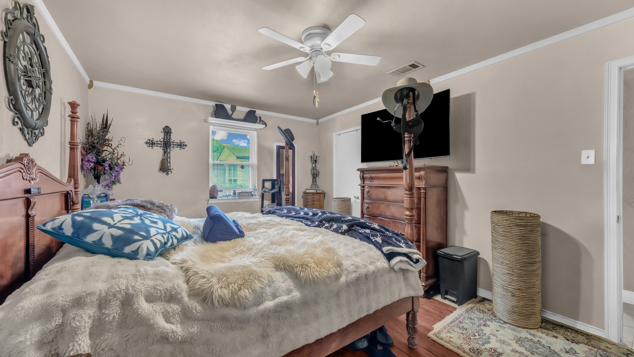 412 Douglas Street Burleson TX 76028