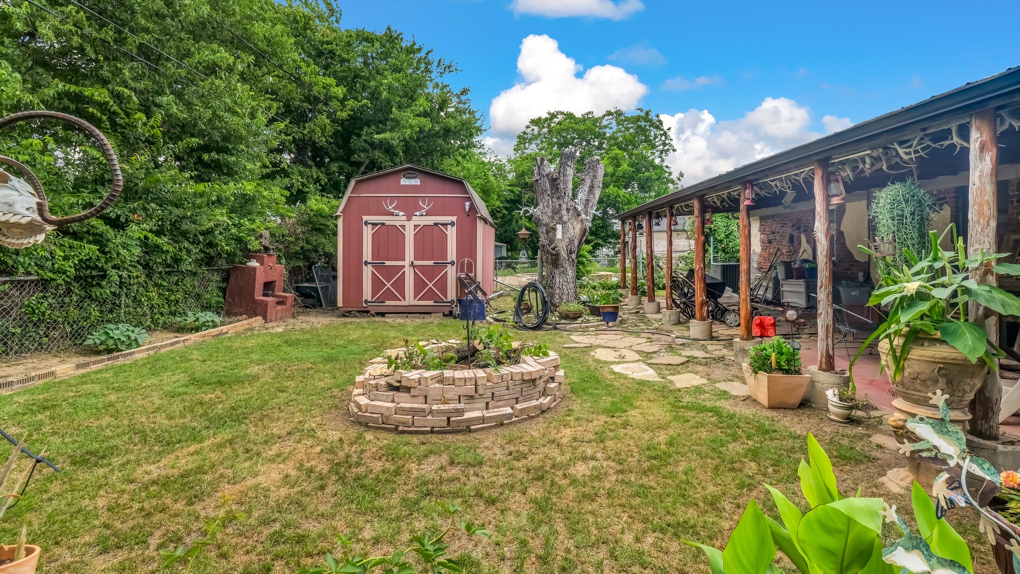 412 Douglas Street Burleson TX 76028