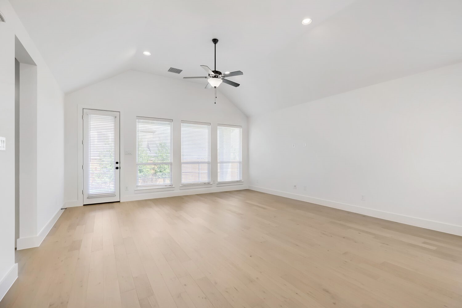 4302 Blackberry Lane Oak Point TX 75068