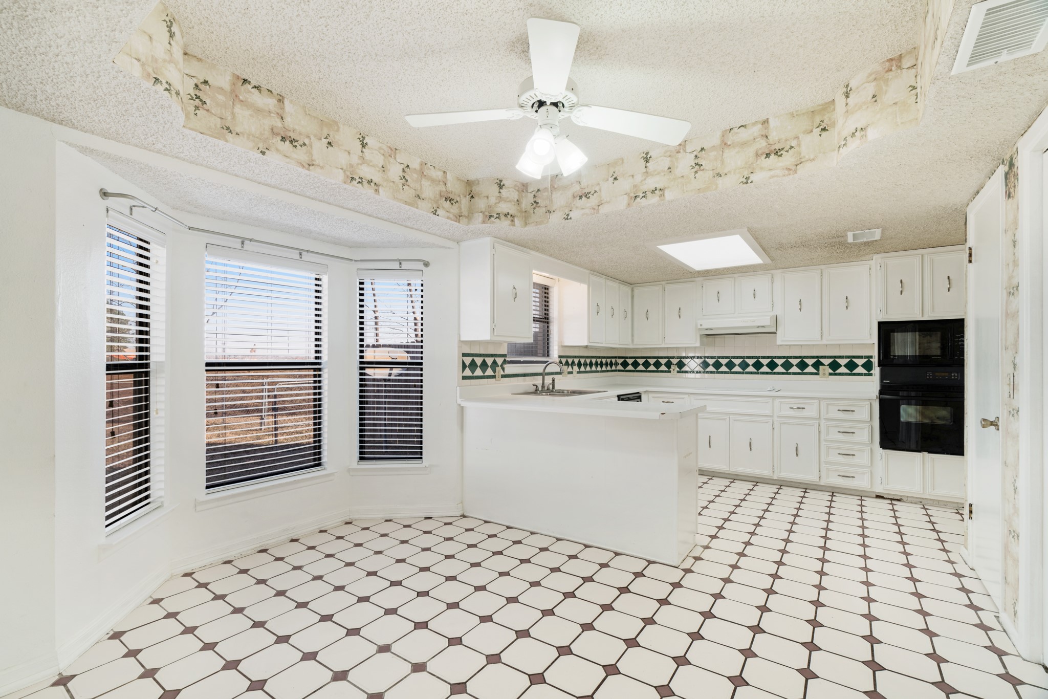 3185 Ridgeview Road Paris TX 75460