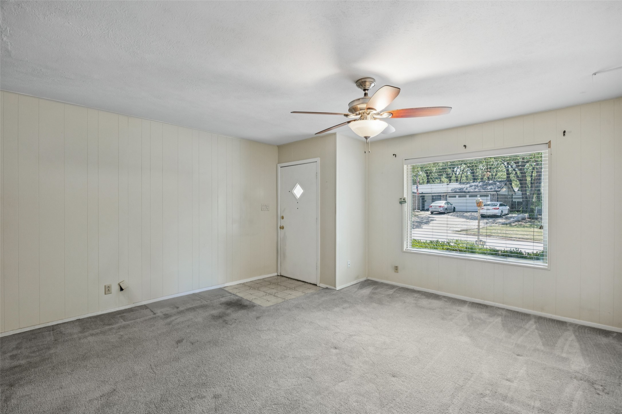 216 N Wisteria Street Mansfield TX 76063