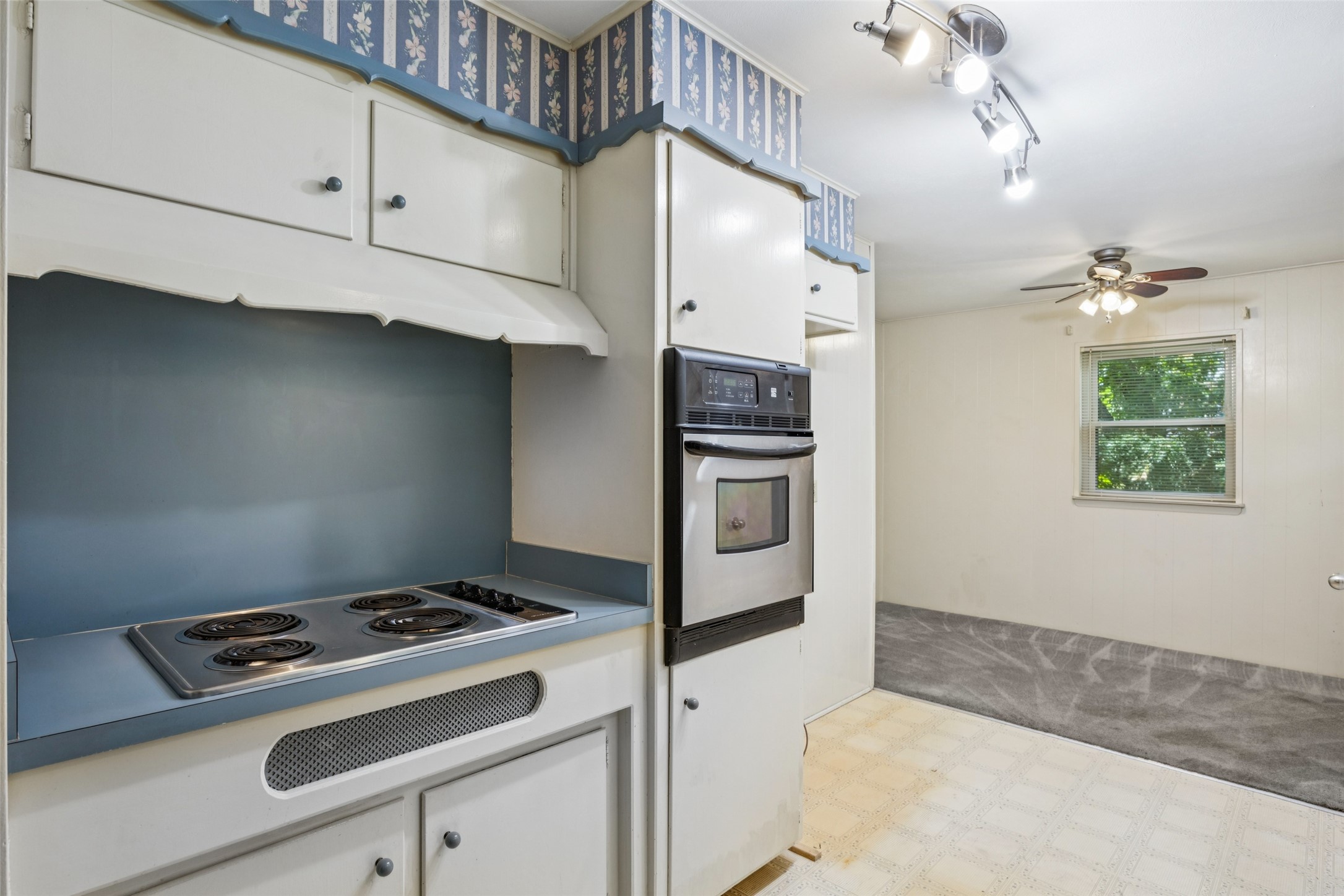 216 N Wisteria Street Mansfield TX 76063