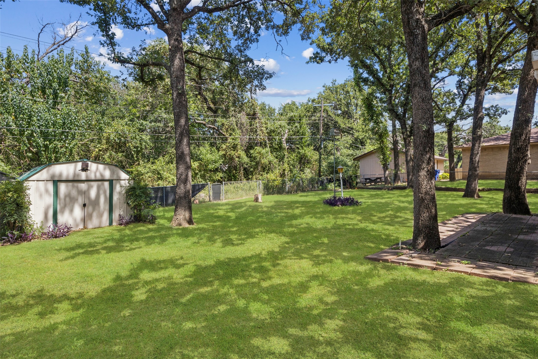 216 N Wisteria Street Mansfield TX 76063