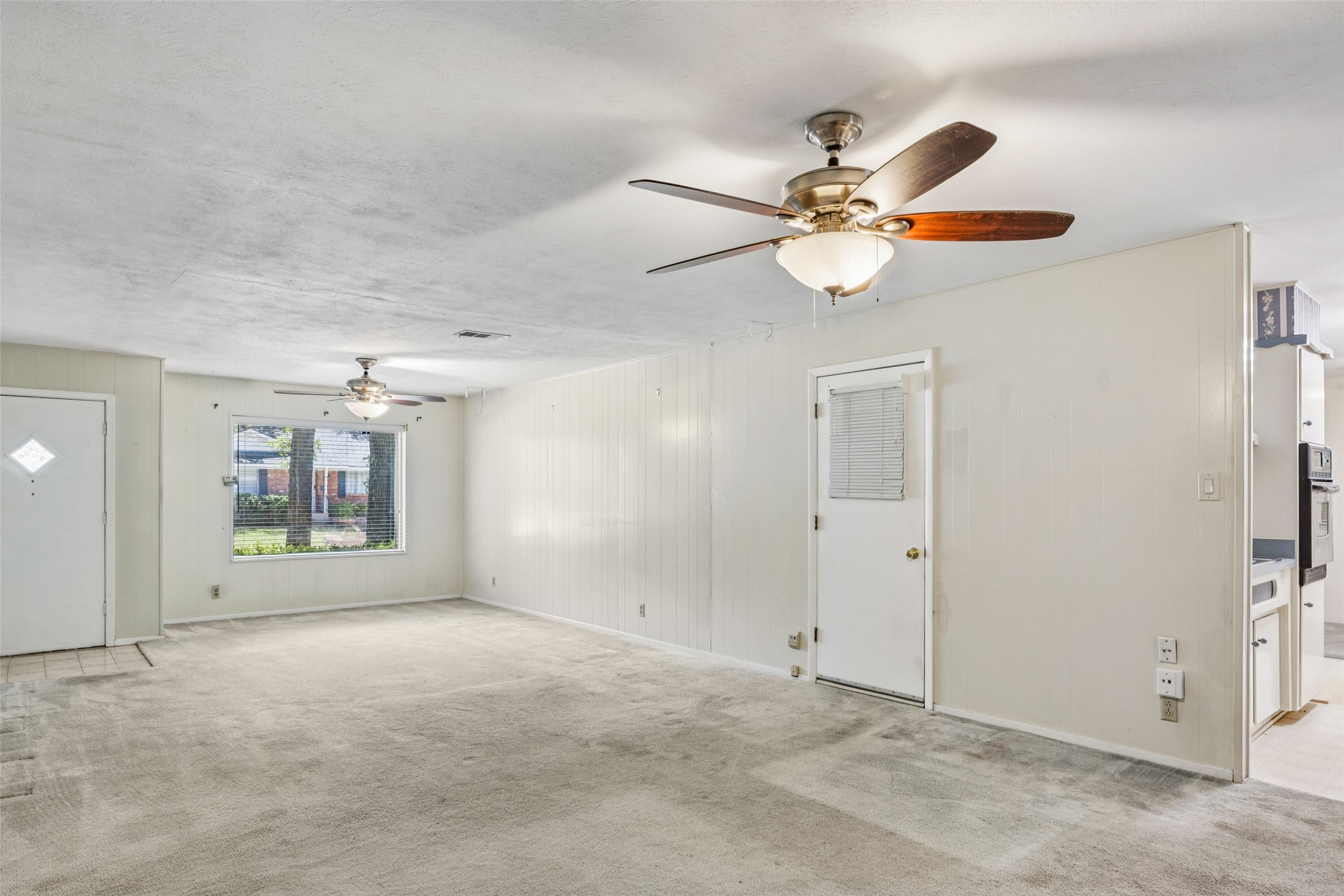 216 N Wisteria Street Mansfield TX 76063