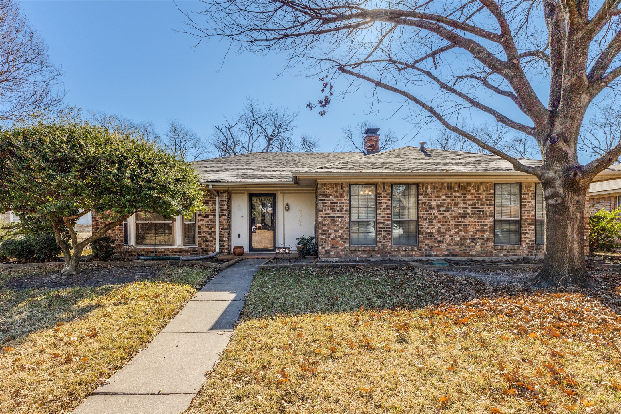 5202 Woodmeadow Drive Garland TX 75043