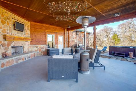 141 County Road 4793 Boyd TX 76023
