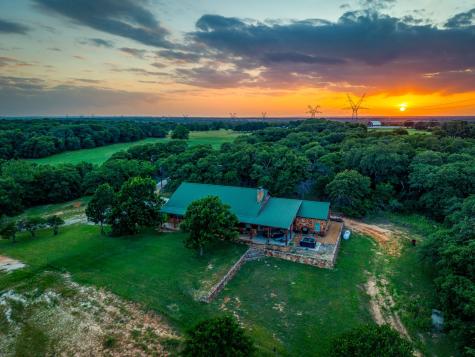 141 County Road 4793 Boyd TX 76023