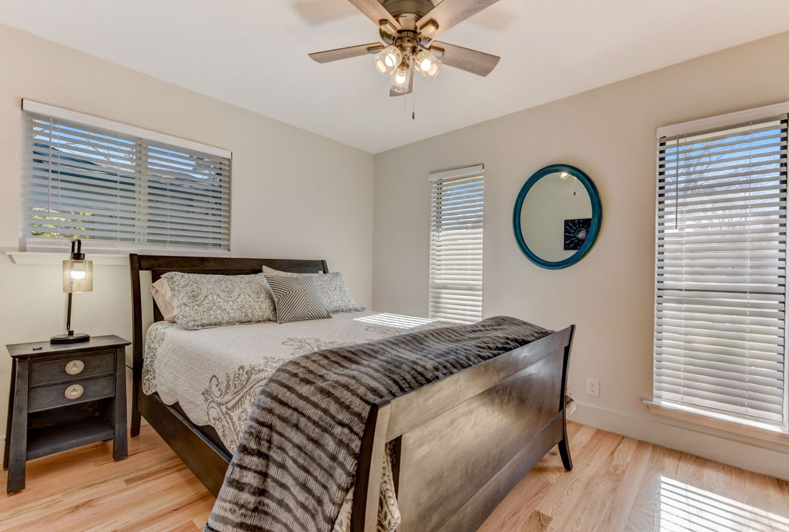 7002 Whispering Oaks Drive Austin TX 78745