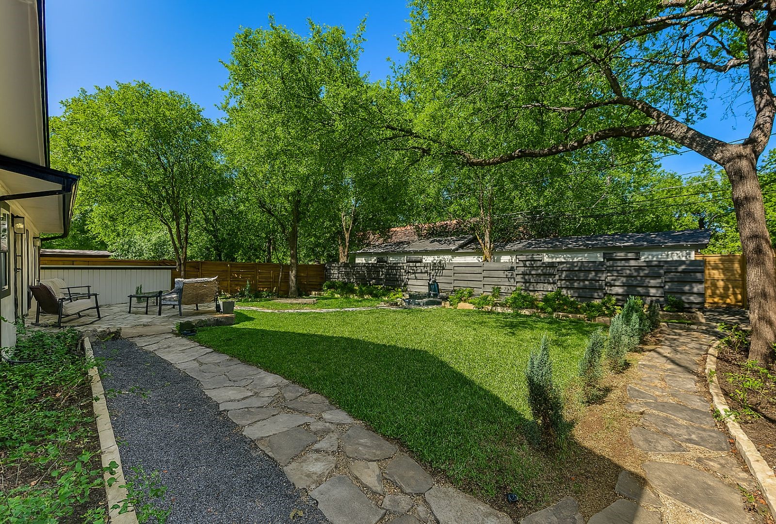 7002 Whispering Oaks Drive Austin TX 78745