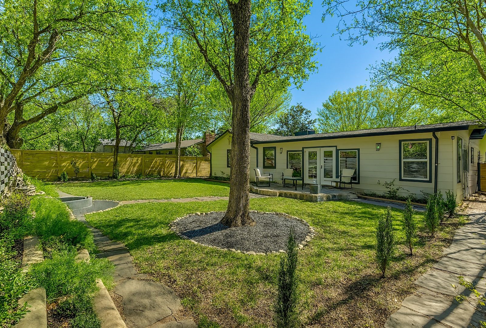 7002 Whispering Oaks Drive Austin TX 78745