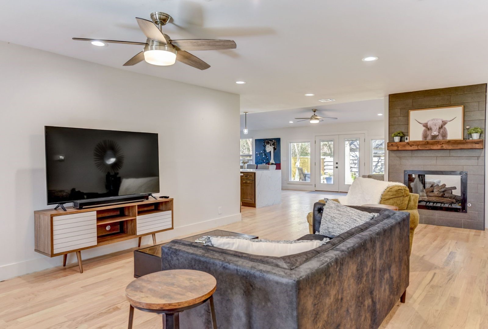7002 Whispering Oaks Drive Austin TX 78745