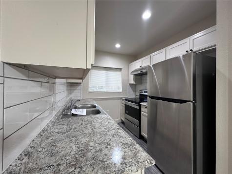 1017 Pleasant Valley Road Garland TX 75040