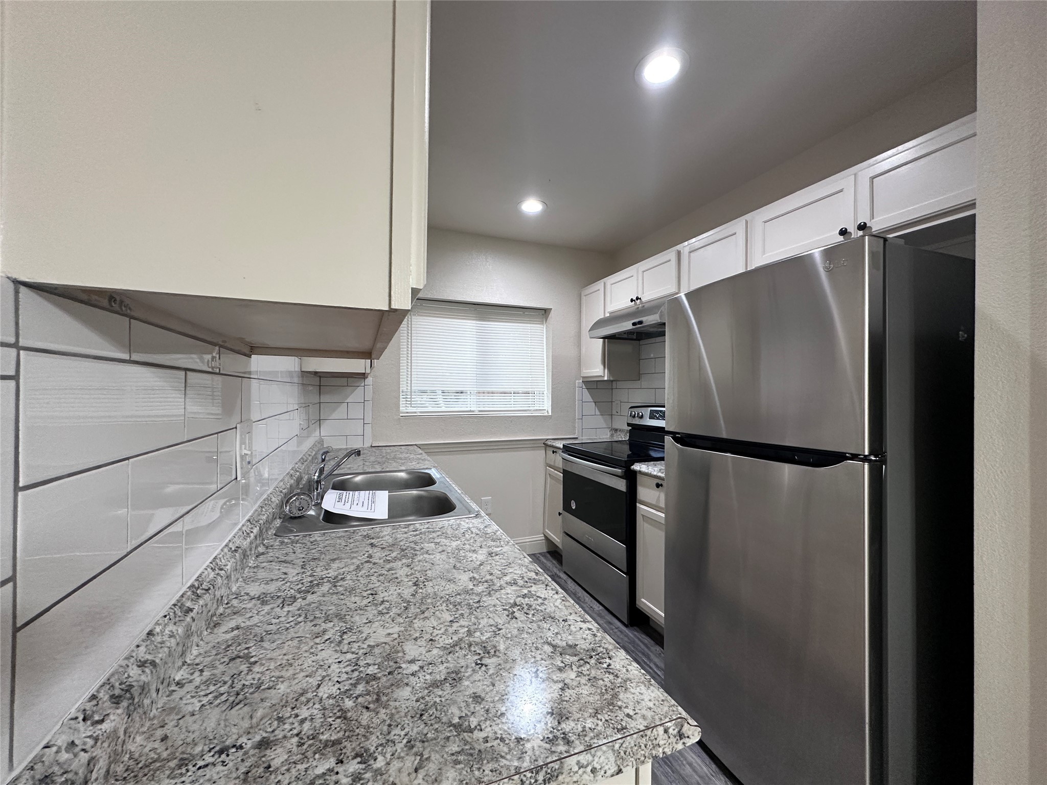 1017 Pleasant Valley Road Garland TX 75040