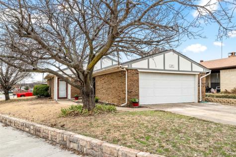 2207 Jamestown Lane Carrollton TX 75006
