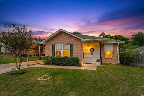 1107 Woodland Park Drive Lindale TX 75771