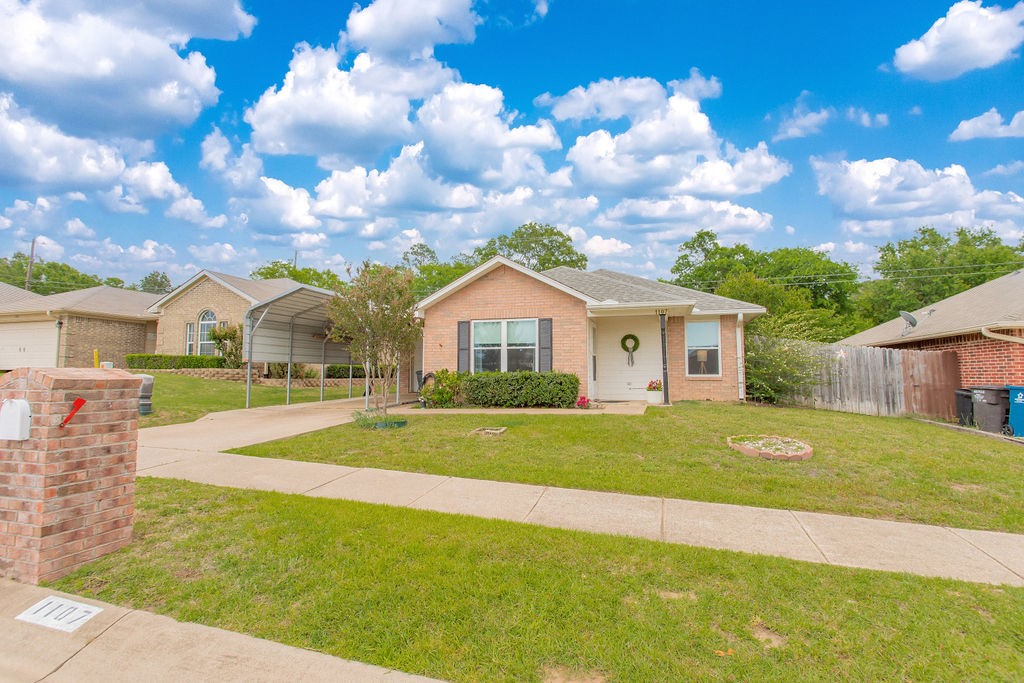 1107 Woodland Park Drive Lindale TX 75771