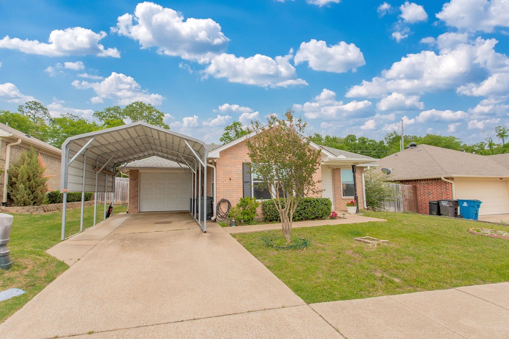 1107 Woodland Park Drive Lindale TX 75771