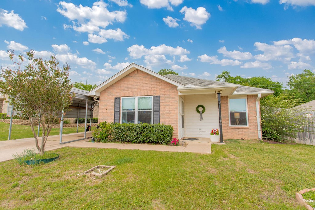 1107 Woodland Park Drive Lindale TX 75771