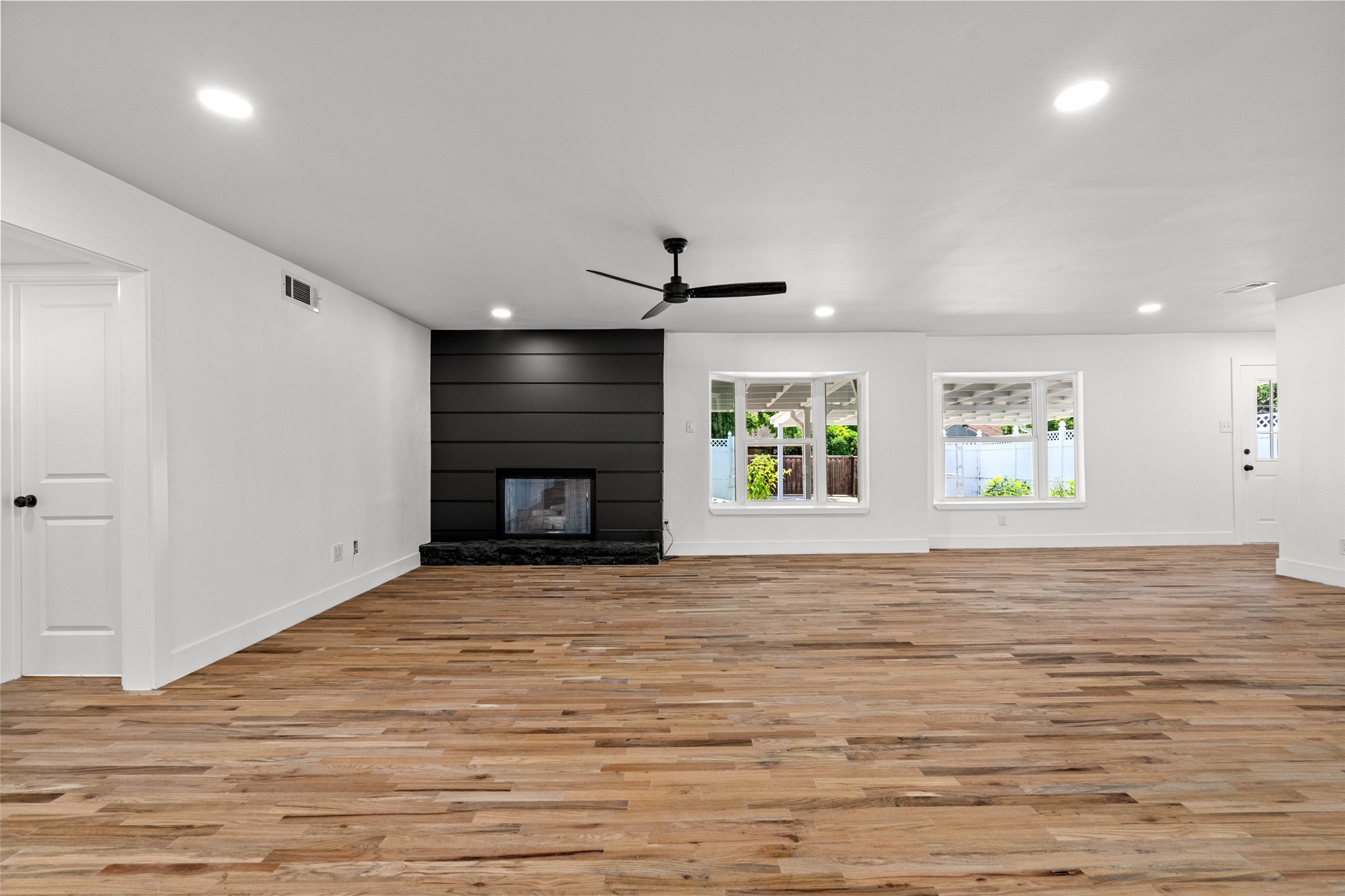 3542 Chellen Drive Farmers Branch TX 75234