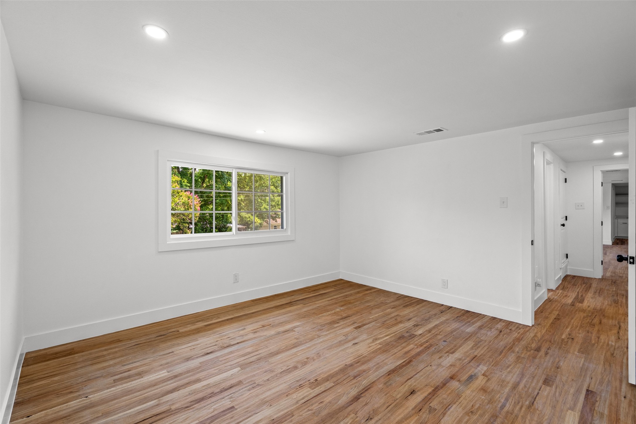 3542 Chellen Drive Farmers Branch TX 75234
