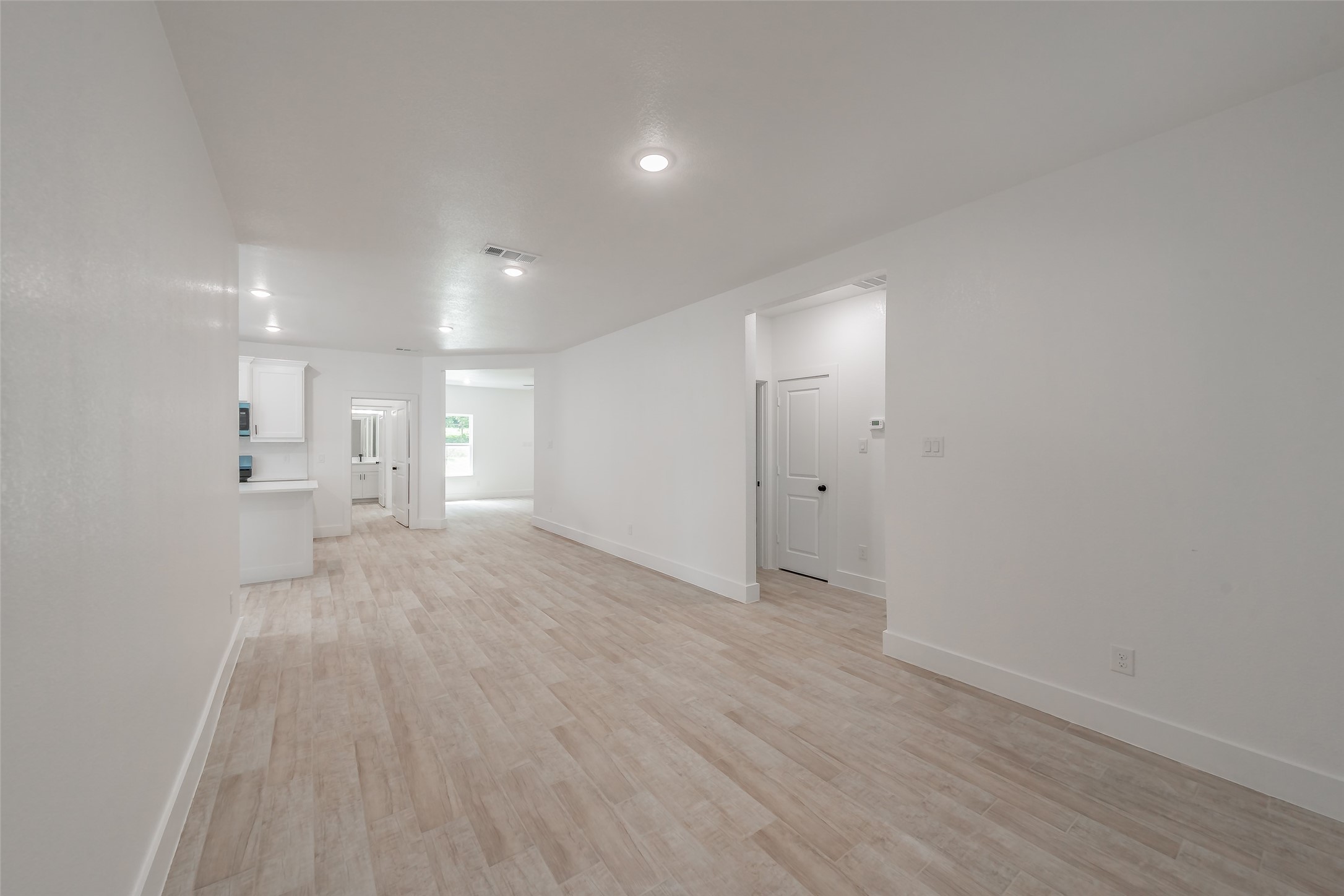 4526 Kolloch Drive Dallas TX 75216
