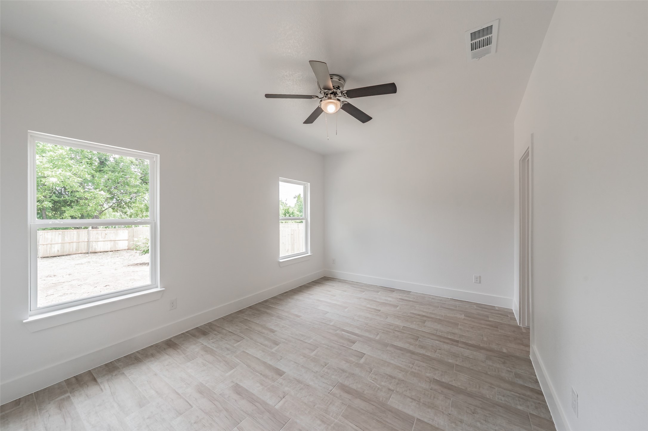 4526 Kolloch Drive Dallas TX 75216