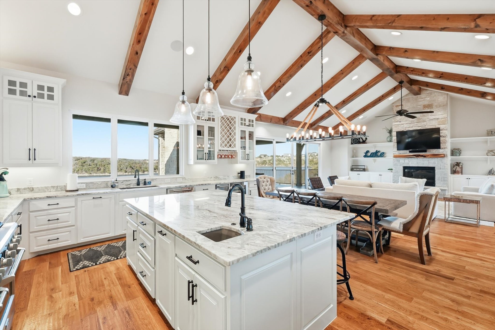 7105 W Hells Gate Drive Strawn TX 76475